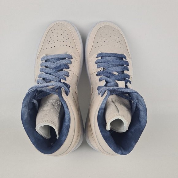 Nike Air Jordan 1 Mid SE Sand Navy Women's Basketball Sneakers - Picture 6 of 12